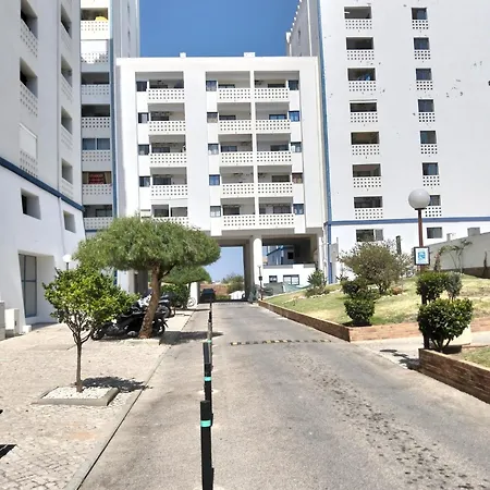 C Clube Praia Da Rocha 3 Apartment *